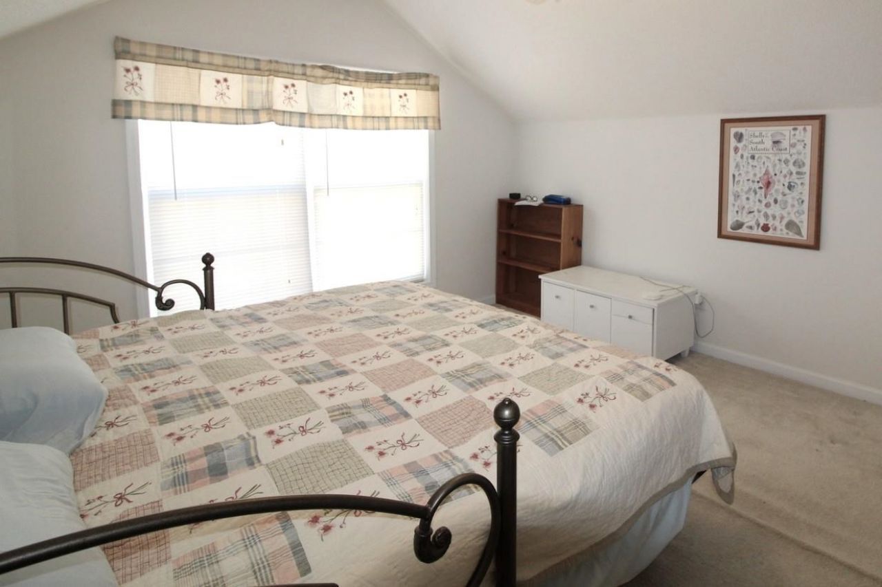 528 Westham Dr. Photo 38