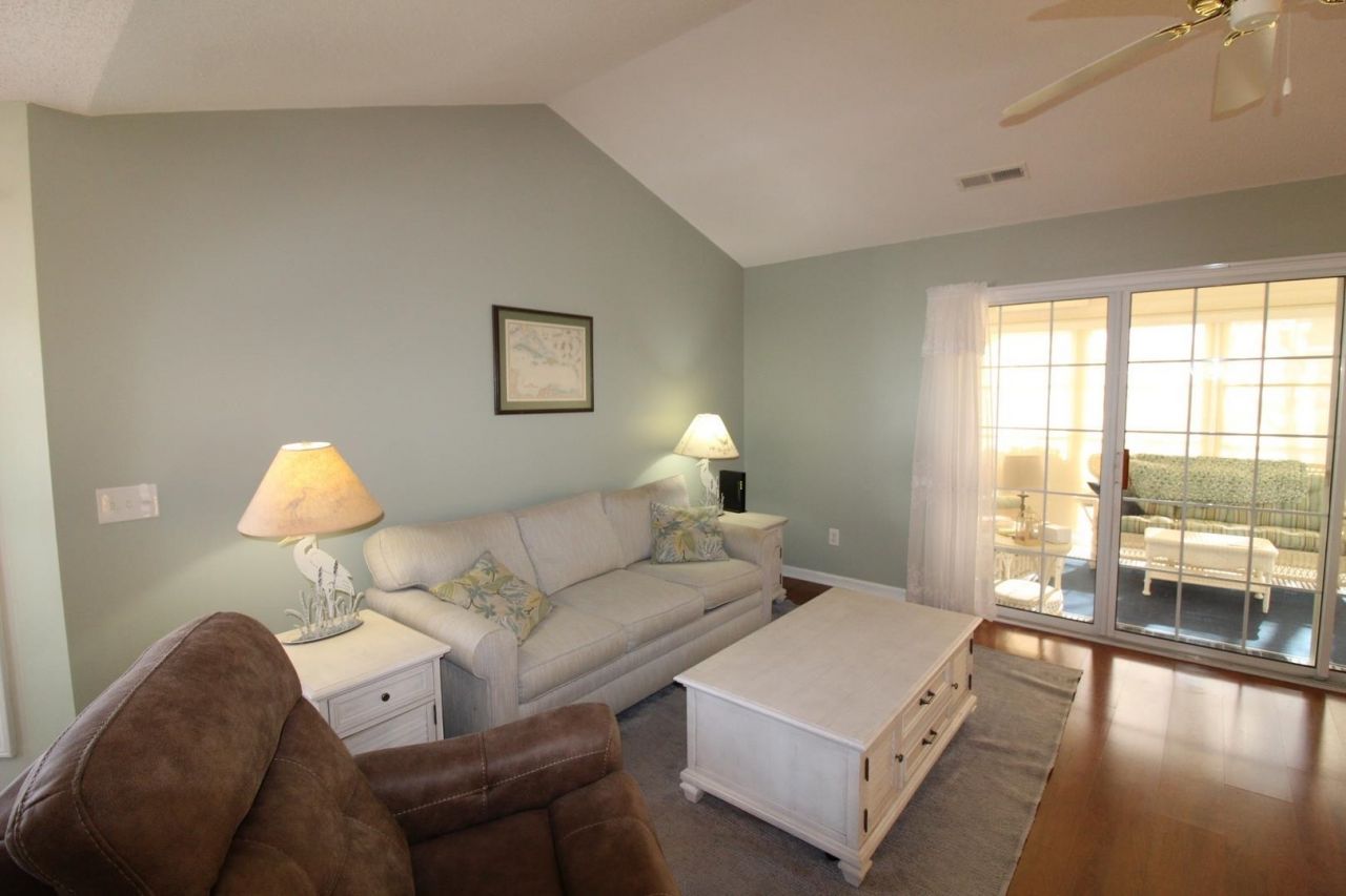 528 Westham Dr. Photo 7