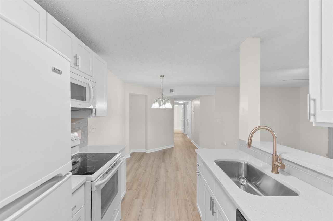 1980 Bent Grass Dr. Photo 10