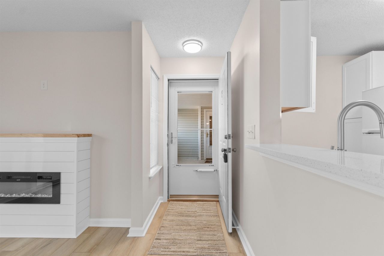 1980 Bent Grass Dr. Photo 3