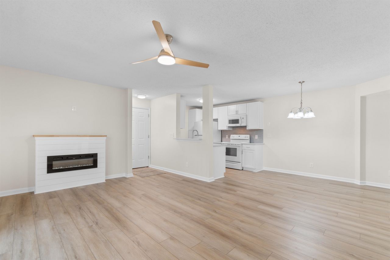 1980 Bent Grass Dr. Photo 4