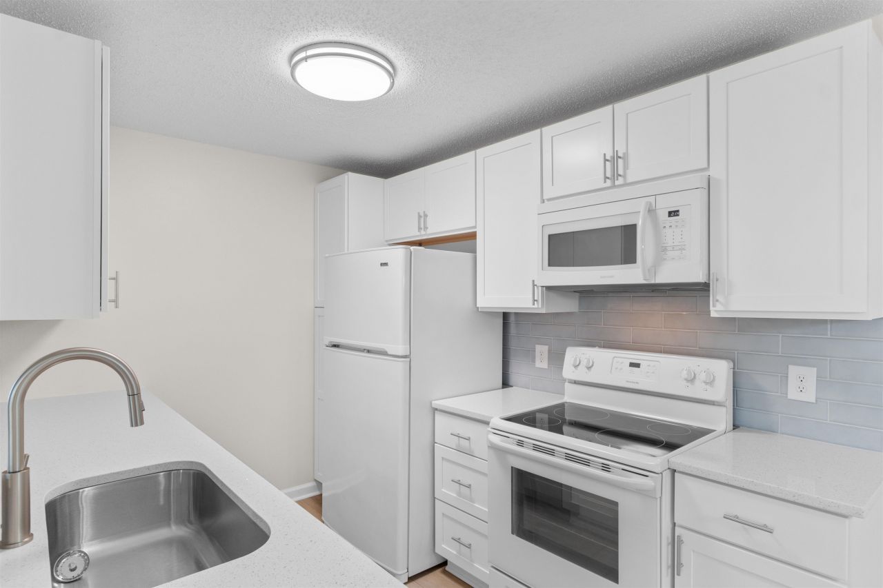 1980 Bent Grass Dr. Photo 7