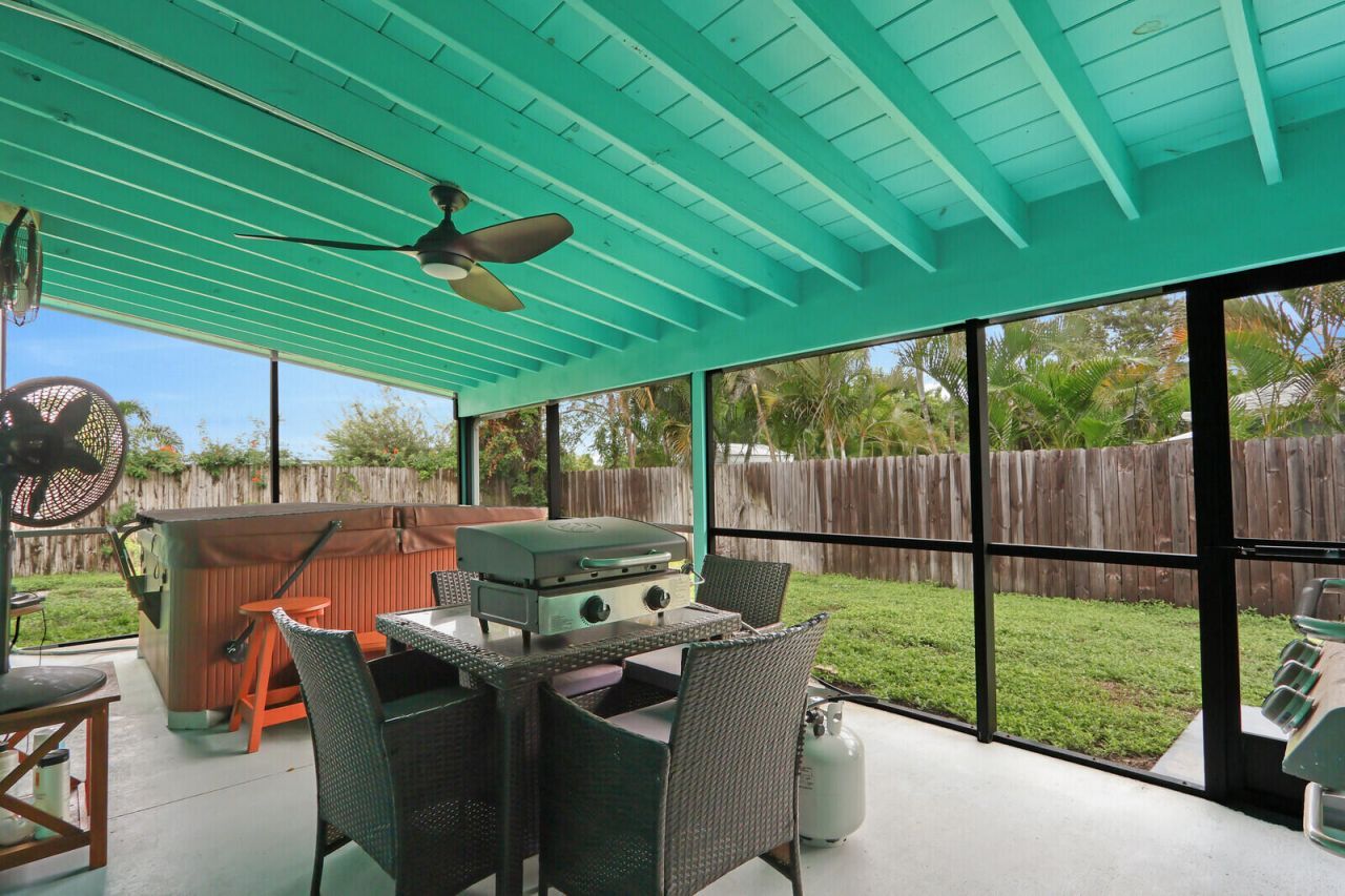 8151 SE Evergreen Street, Hobe Sound, FL 33455 Photo