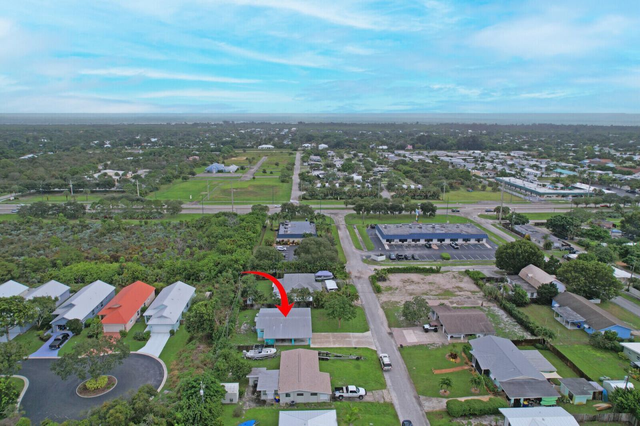 8151 SE Evergreen Street, Hobe Sound, FL 33455 Photo