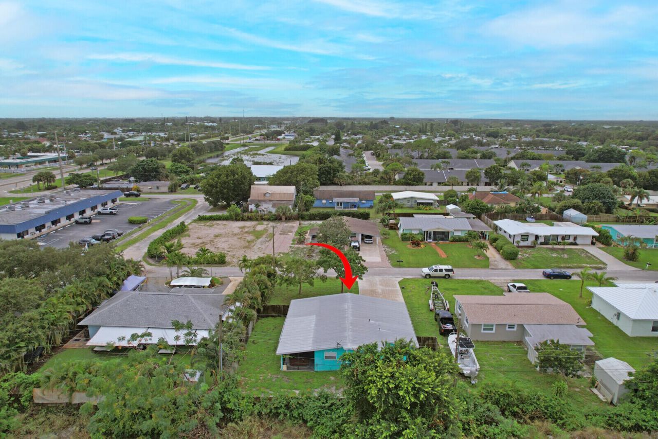 8151 SE Evergreen Street, Hobe Sound, FL 33455 Photo