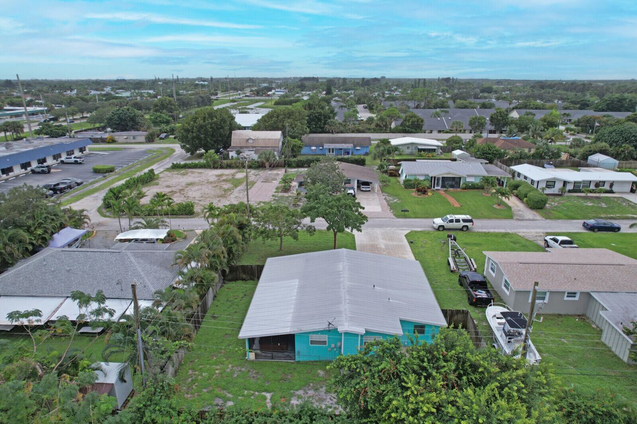 8151 SE Evergreen Street, Hobe Sound, FL 33455 Photo