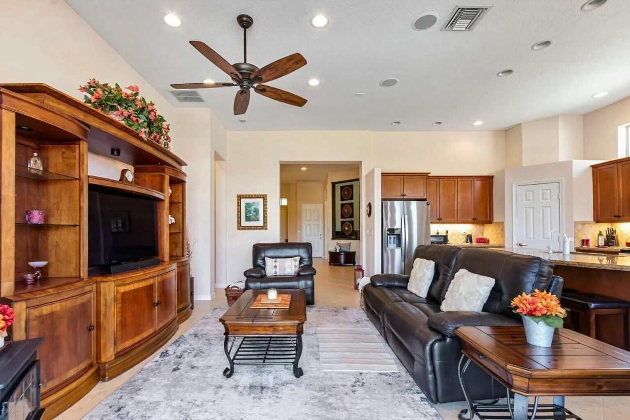 8709 Via Grande E, Wellington, FL 33411 Photo