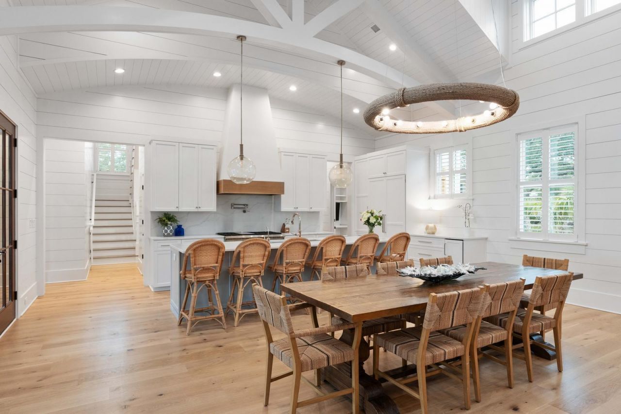 33 27th Avenue Photo 17