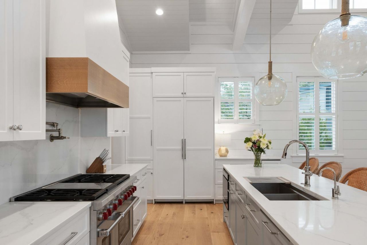 33 27th Avenue Photo 20