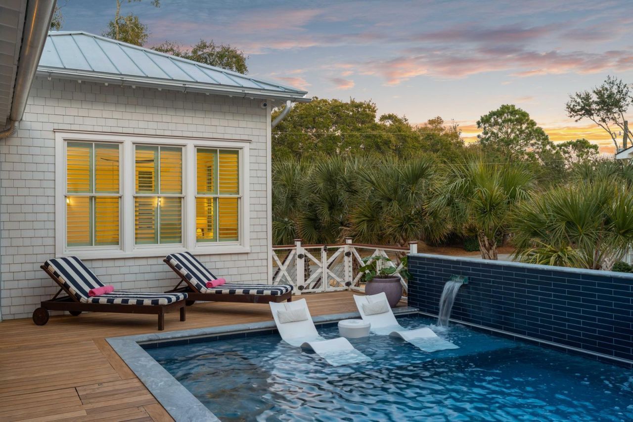 33 27th Avenue Photo 31