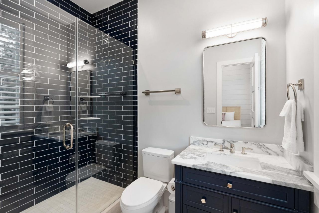 33 27th Avenue Photo 43