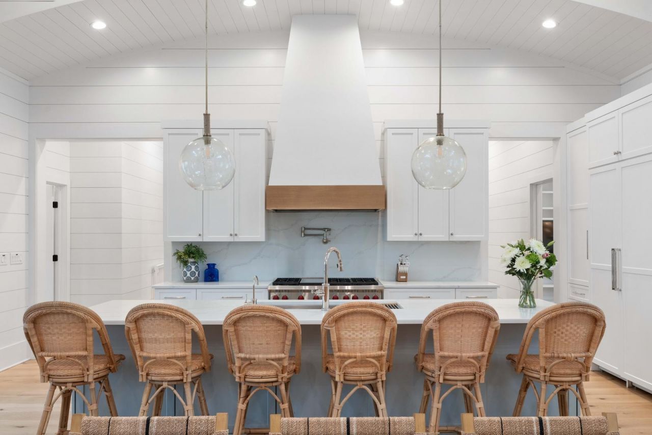 33 27th Avenue Photo 5