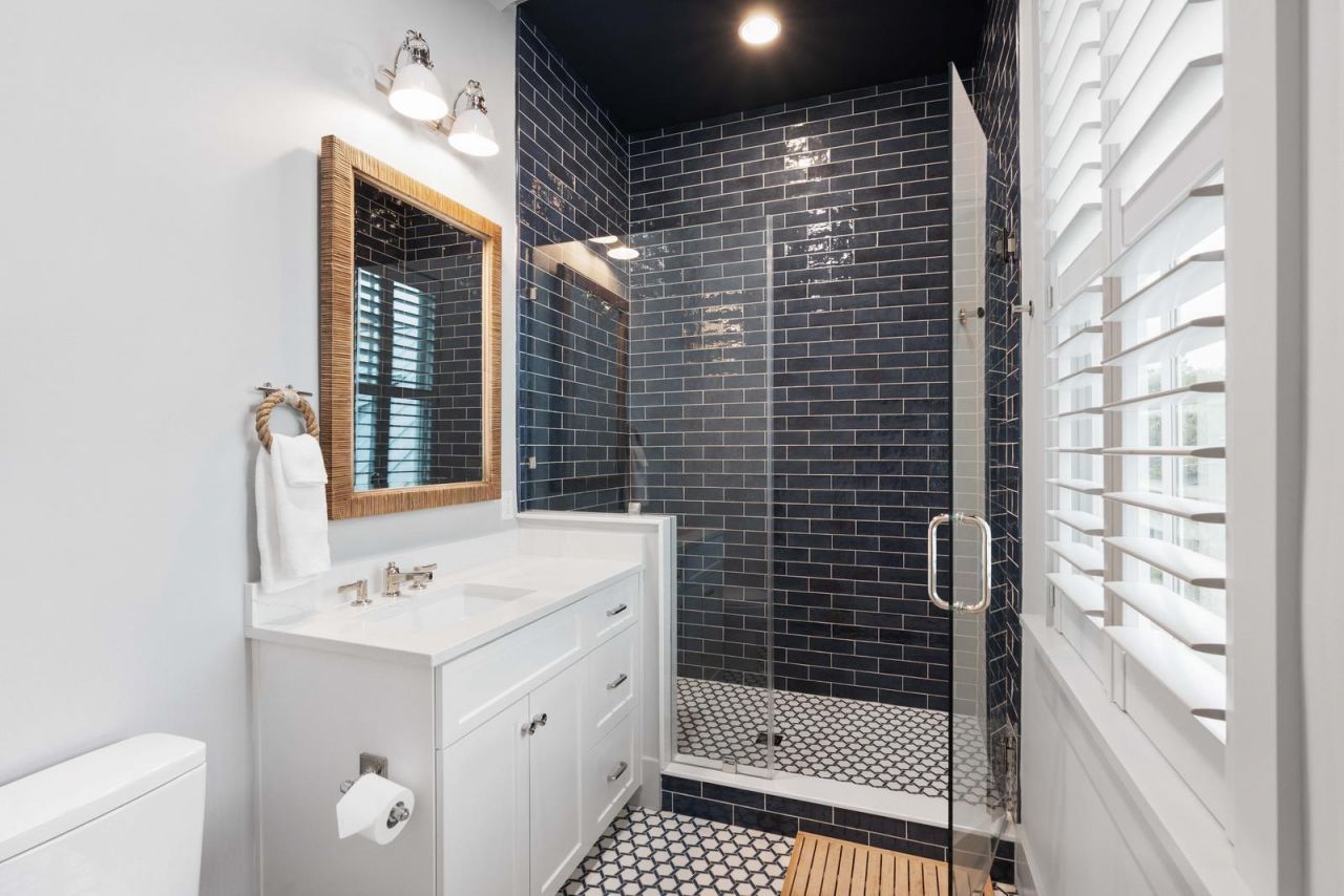 33 27th Avenue Photo 62