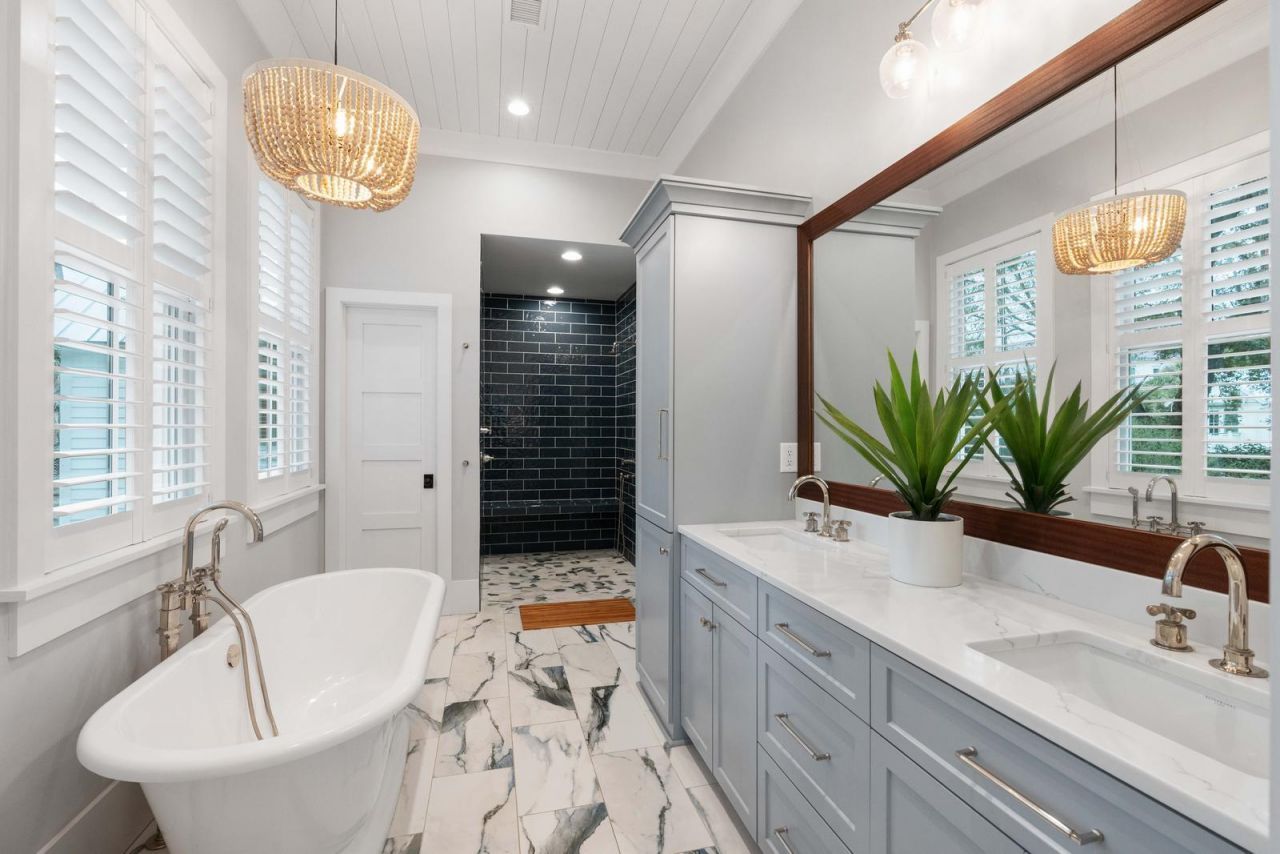 33 27th Avenue Photo 7