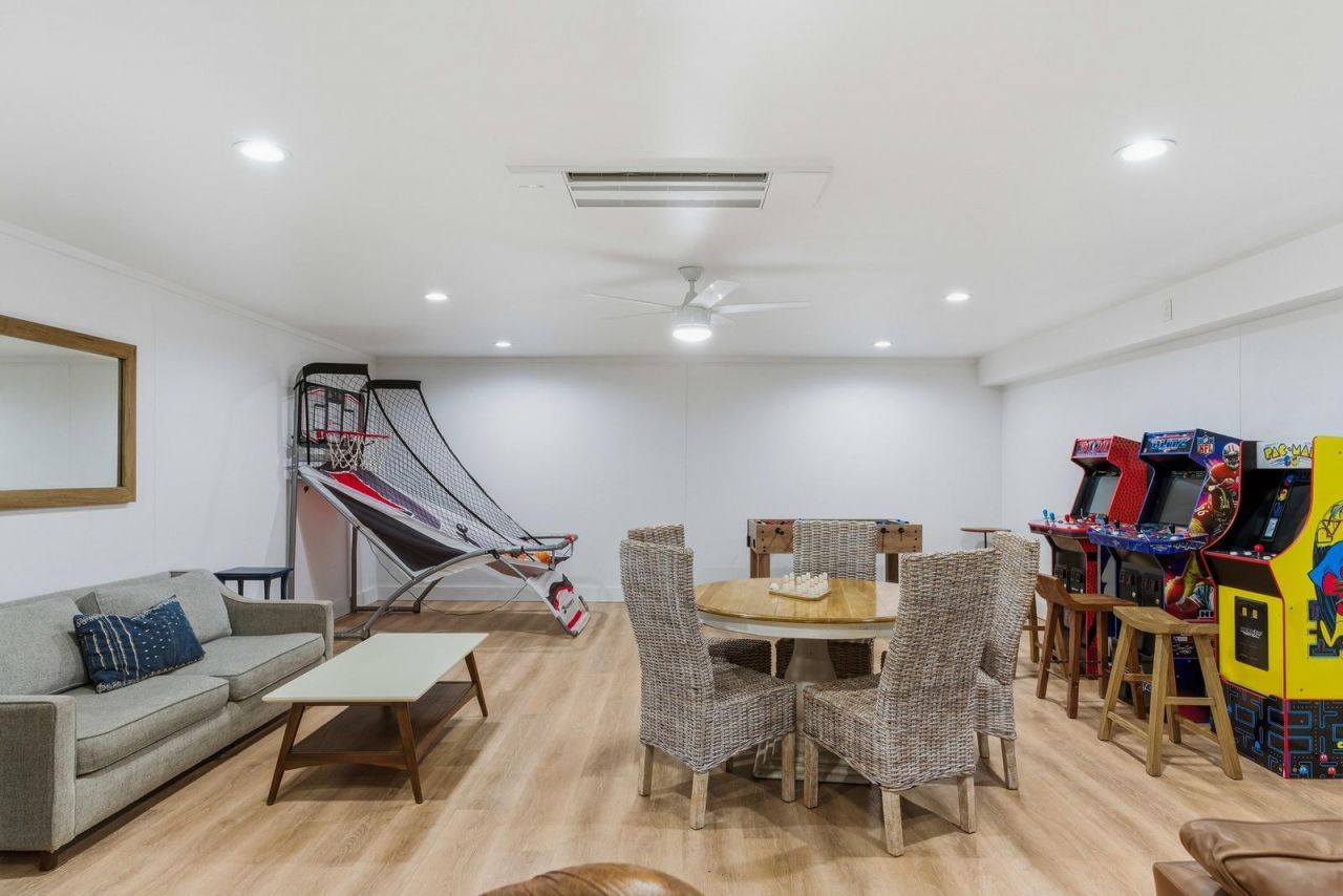 33 27th Avenue Photo 74