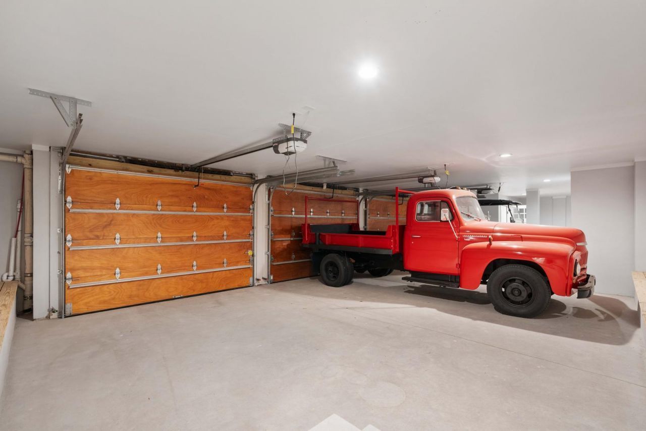 33 27th Avenue Photo 77