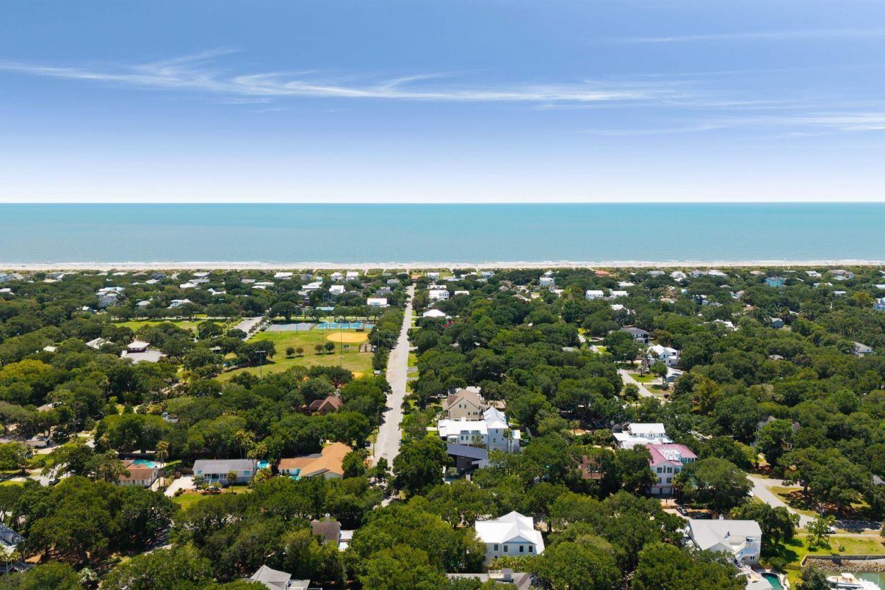 33 27th Avenue Photo 92