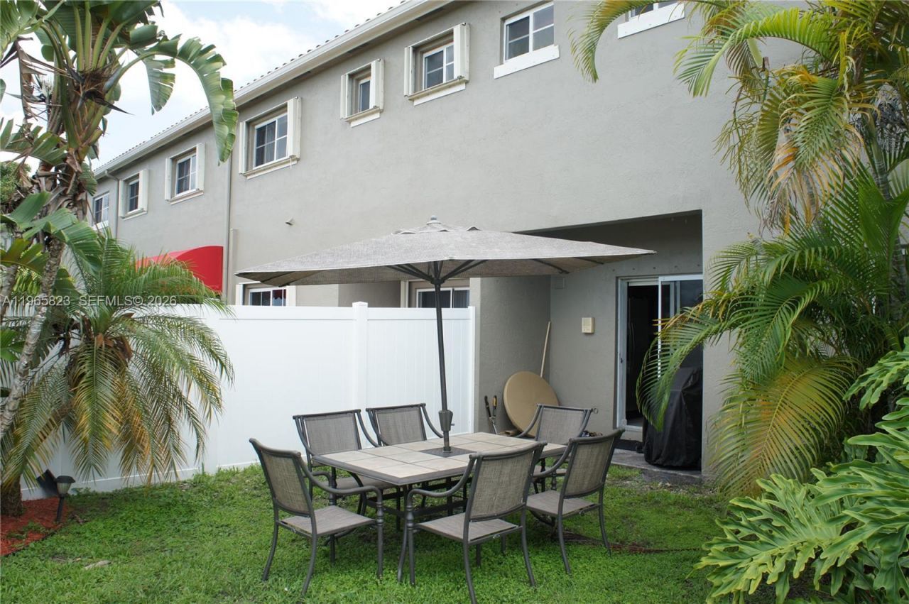 12885 SW 49th Ct, Miramar, FL 33027 Photo