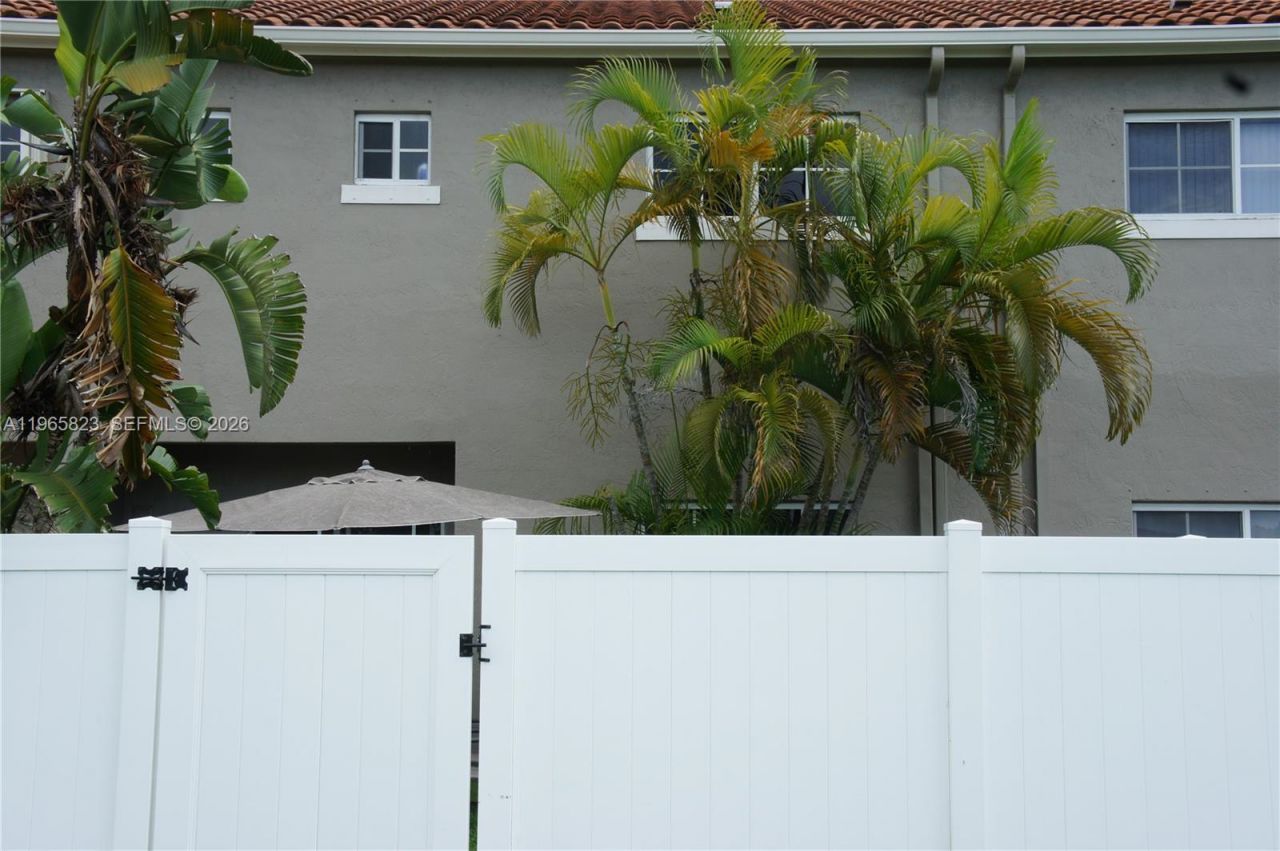 12885 SW 49th Ct, Miramar, FL 33027 Photo