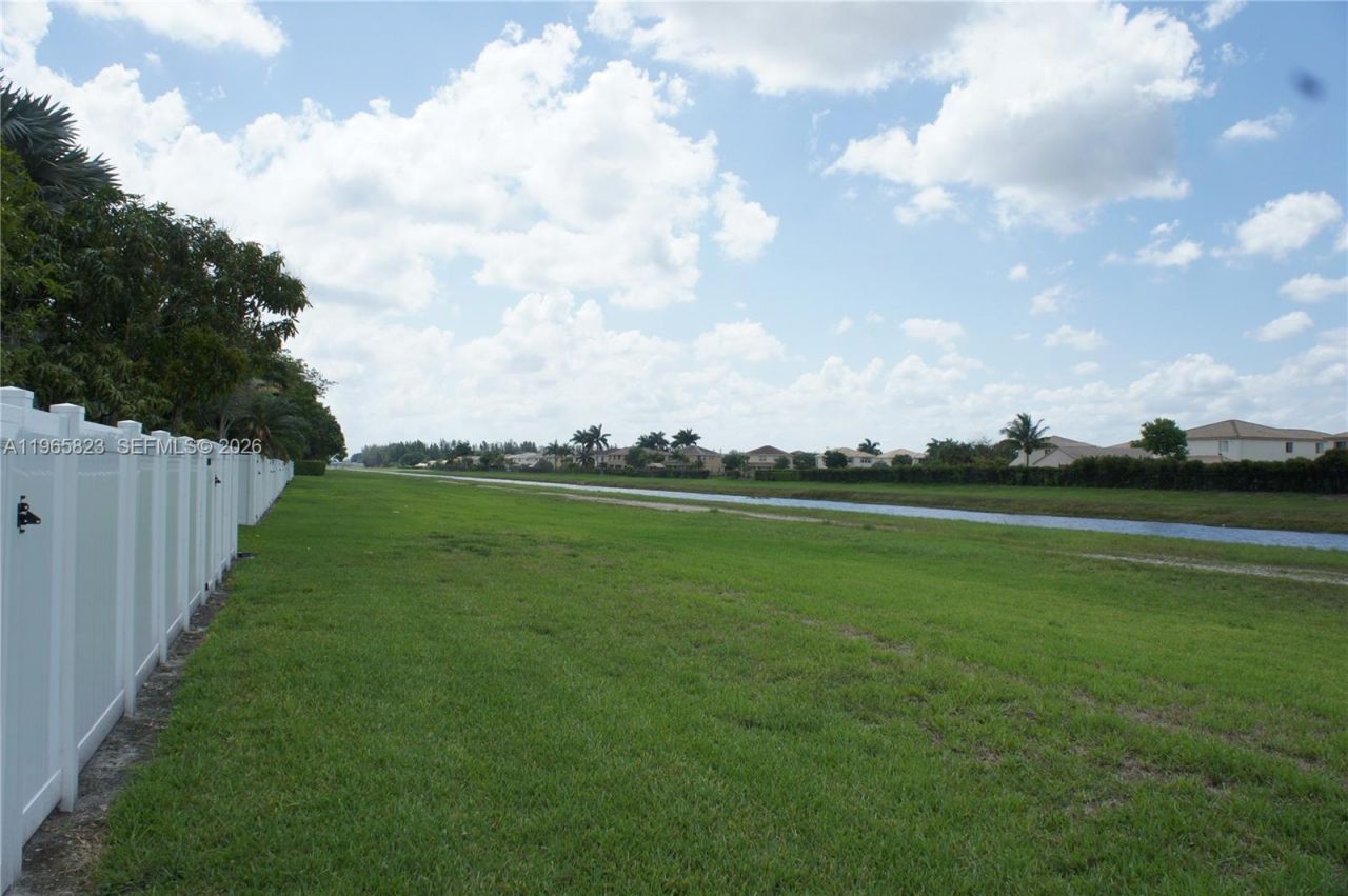 12885 SW 49th Ct, Miramar, FL 33027 Photo