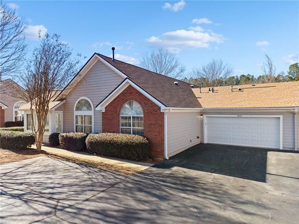 3733 Vineyards Lake Circle NW, Unit 24, Kennesaw, GA 30144