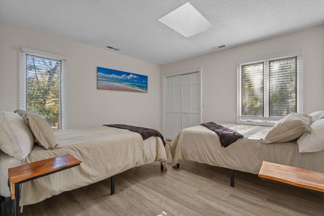 406 Lafayette Rd.  Photo 25