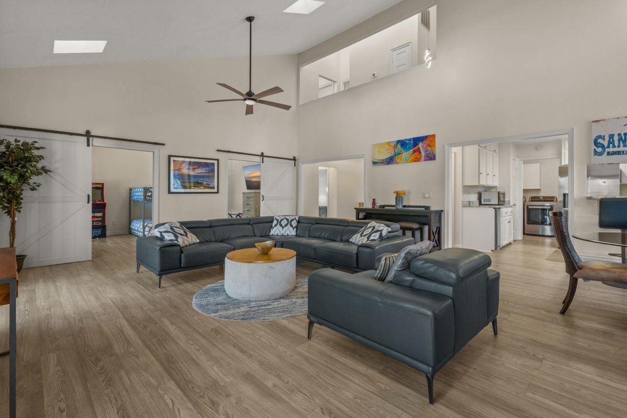 406 Lafayette Rd.  Photo 5