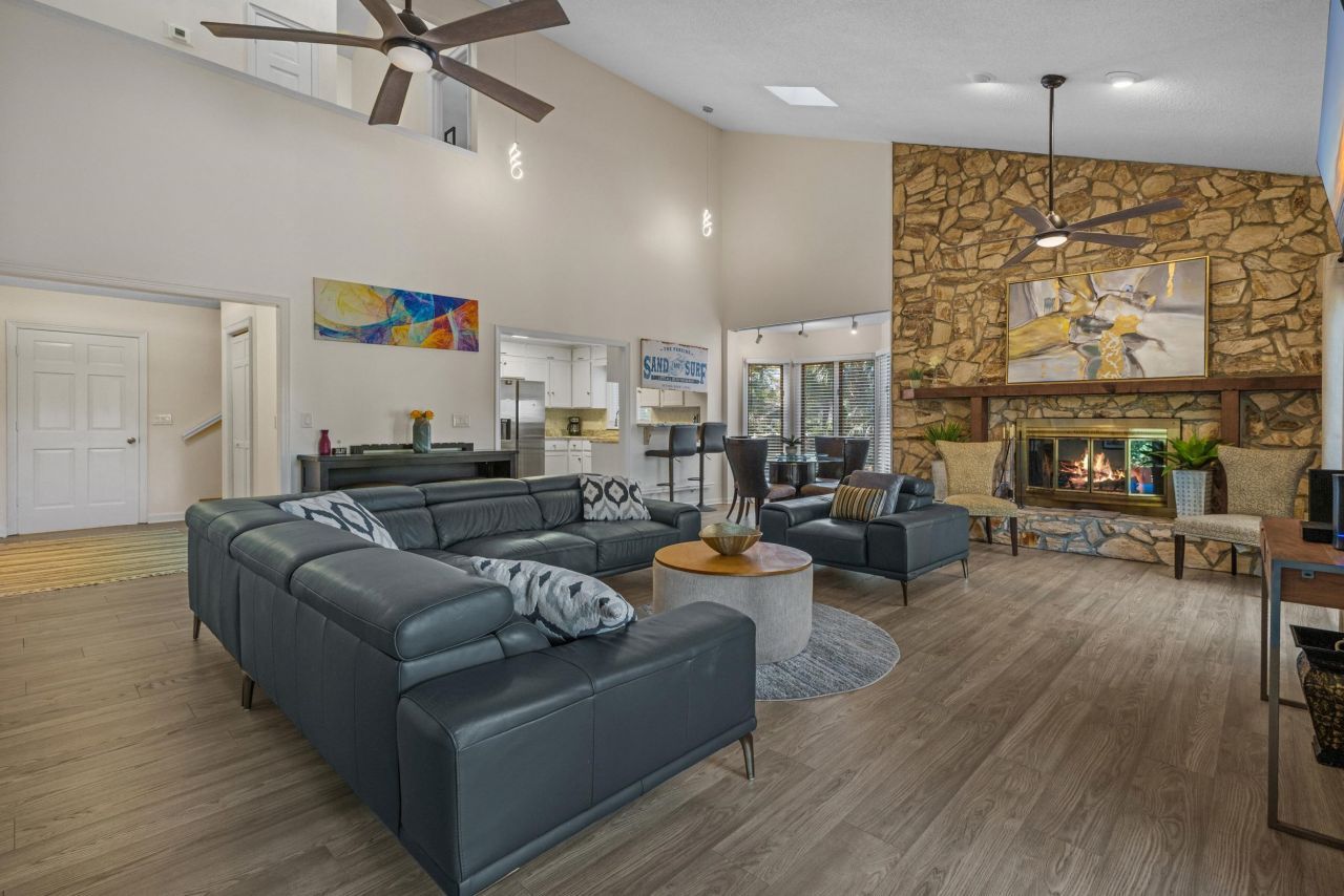 406 Lafayette Rd.  Photo 7