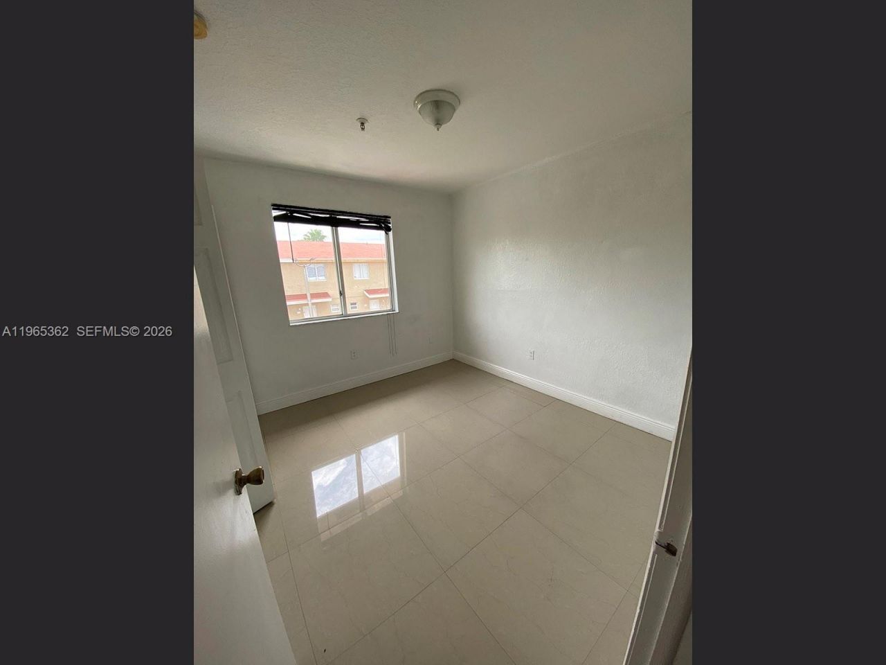 8031 NW 8th St , Unit 17, Miami, FL 33126 Photo