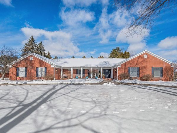 910 Dexter Street, Big Rapids, MI 49307