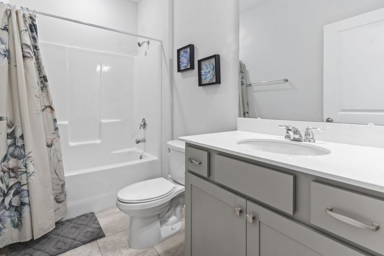 2405 Capri Court  Photo 18