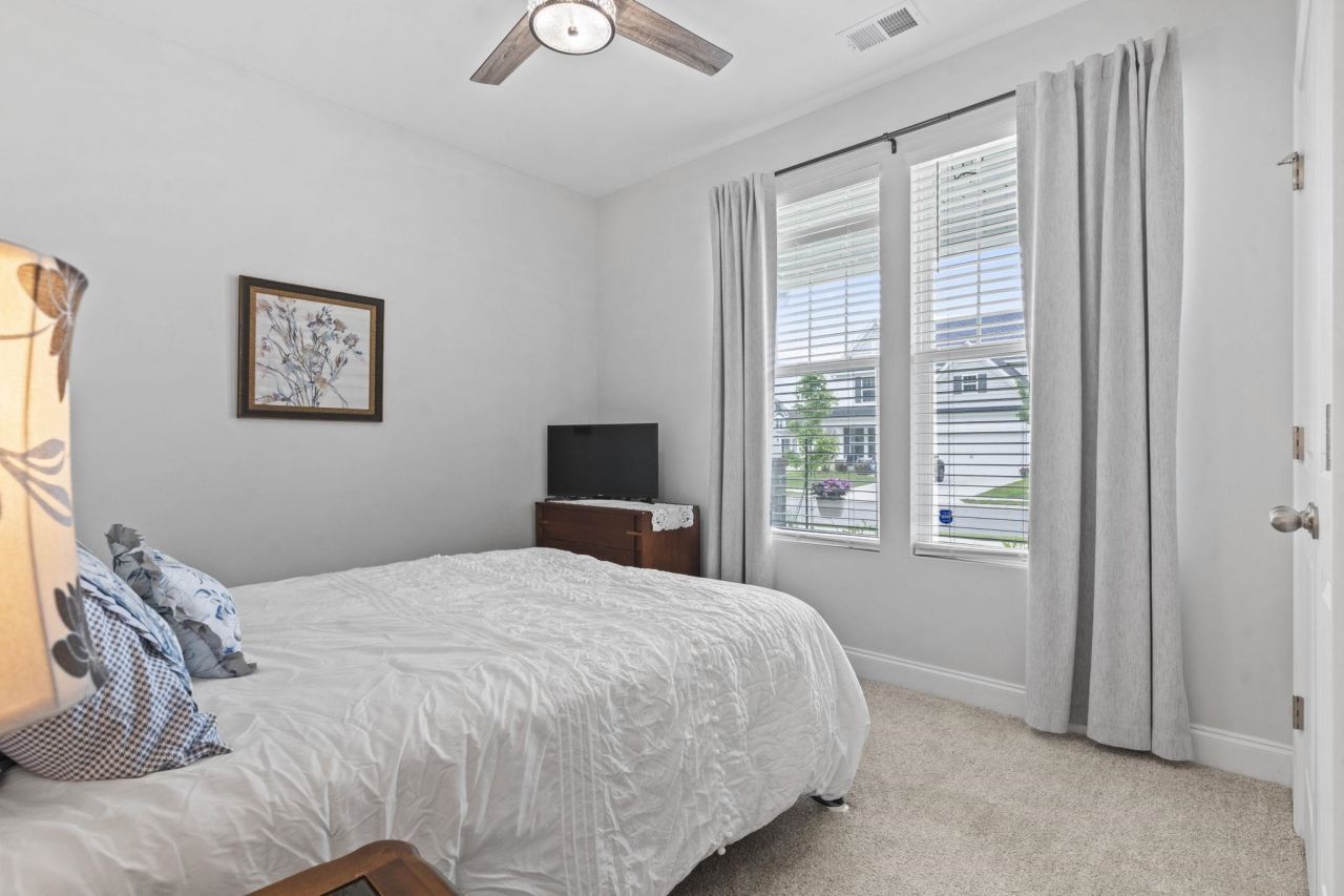 2405 Capri Court  Photo 19