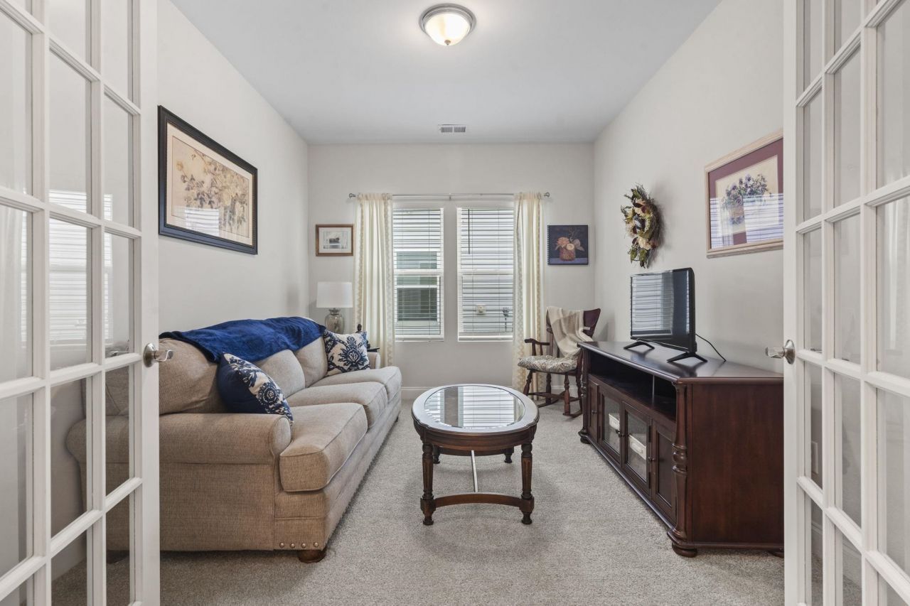 2405 Capri Court  Photo 25