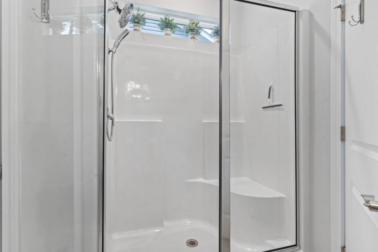 2405 Capri Court  Photo 29