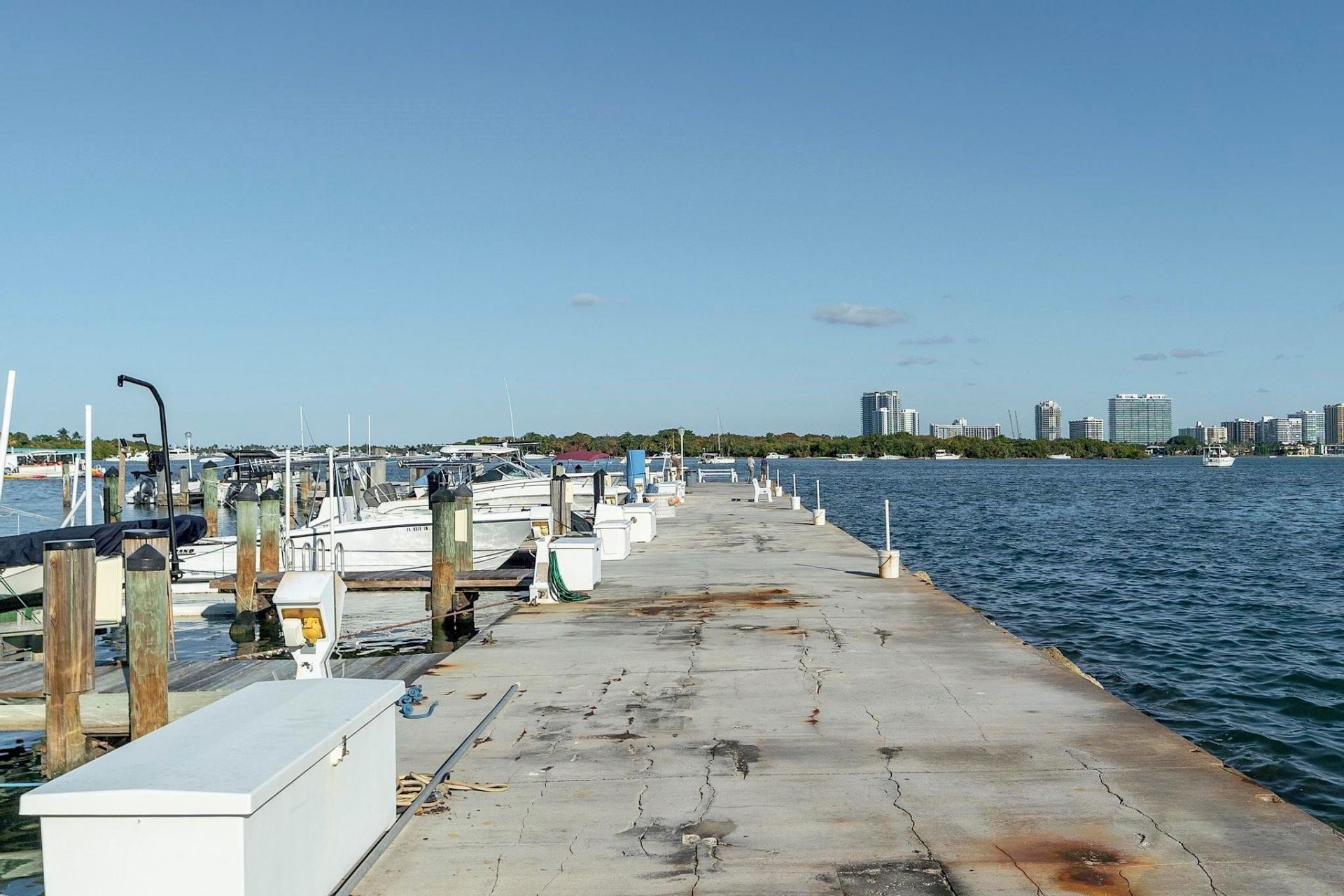 2700 NE 135th St, Unit 31, North Miami, FL 33181 Photo