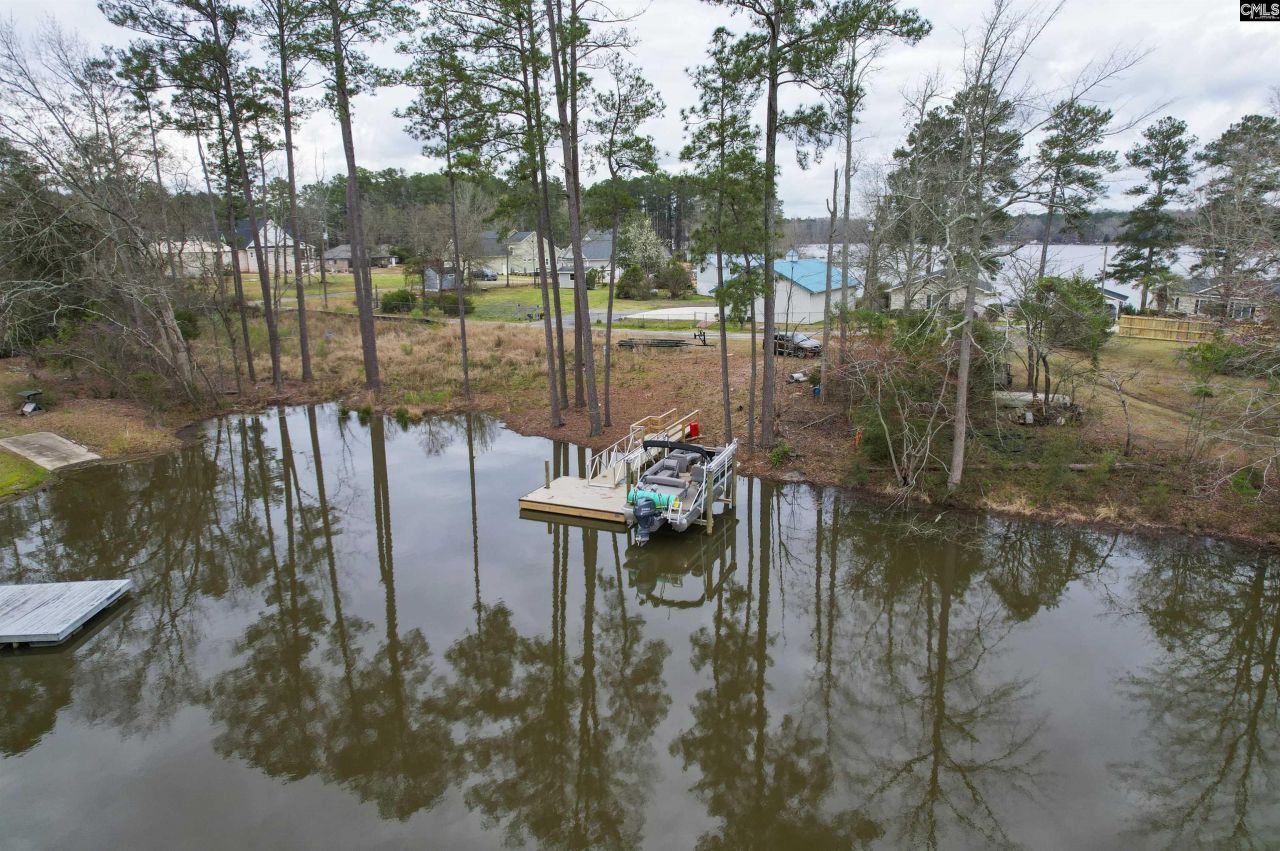 334 Breezy Bay Court Photo 12