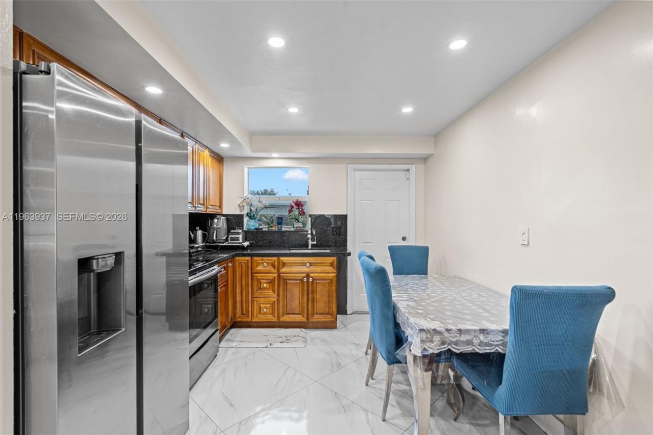 6233 Rodman St , Hollywood, FL 33023 Photo