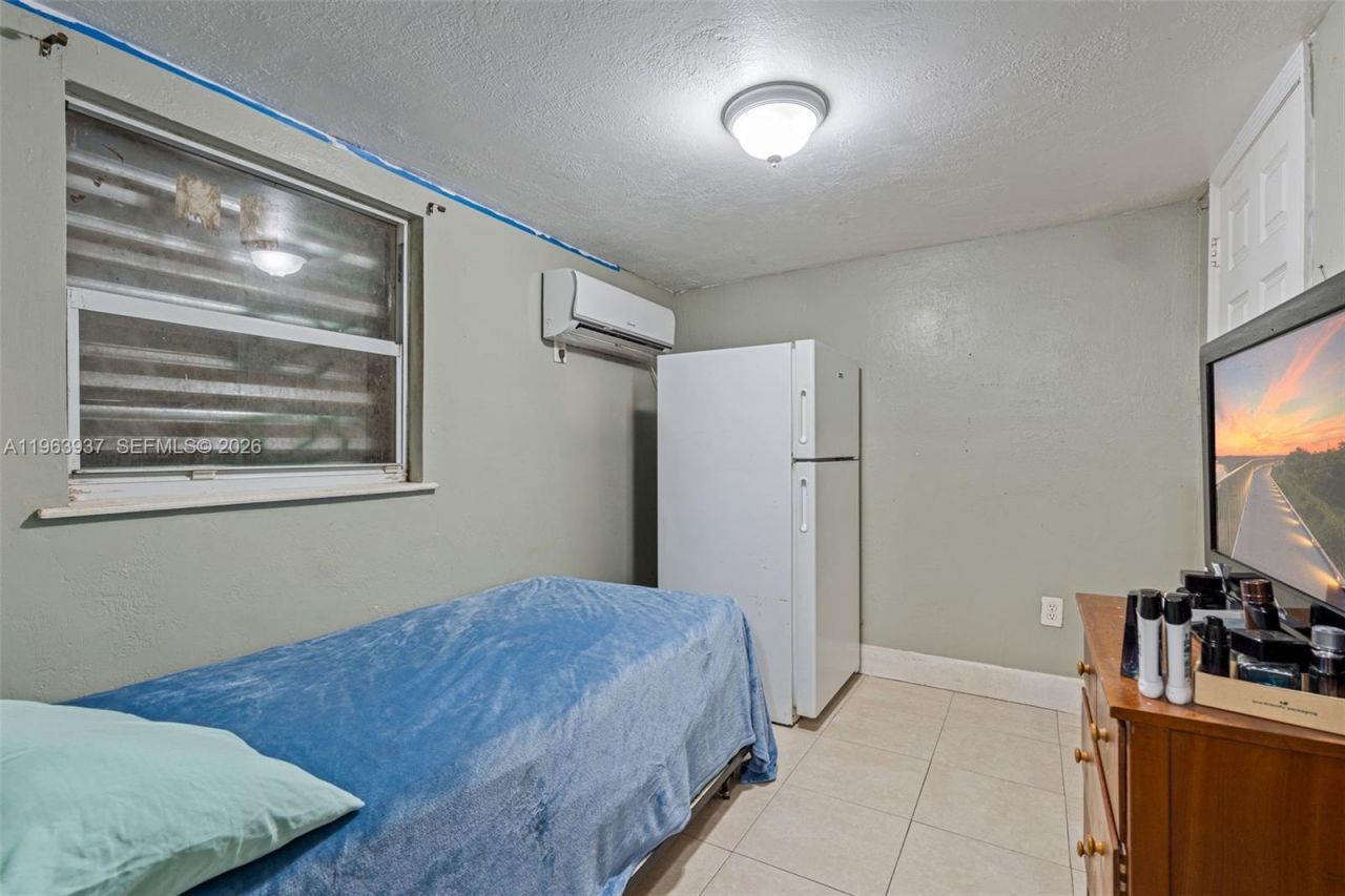 6233 Rodman St , Hollywood, FL 33023 Photo