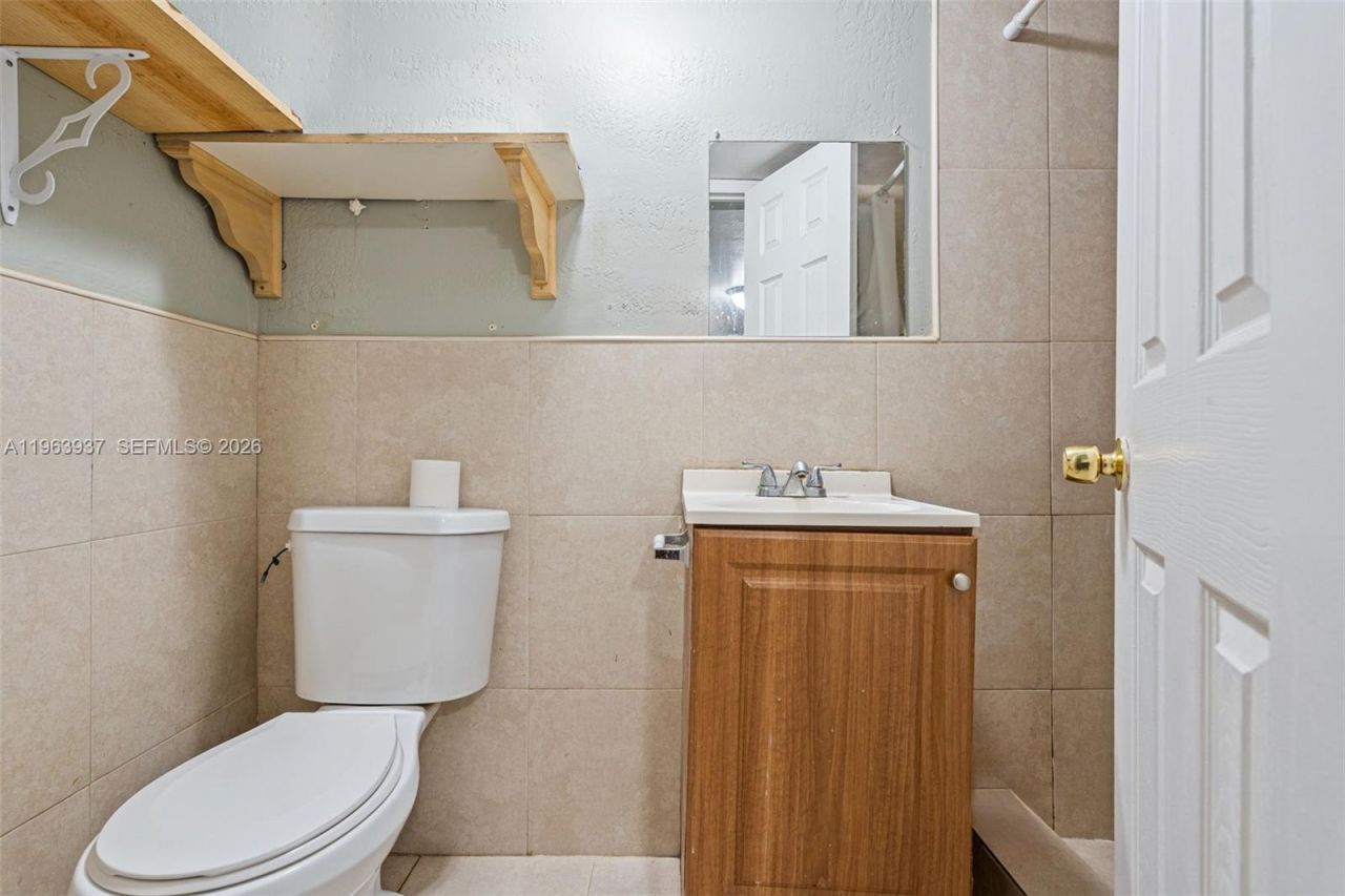 6233 Rodman St , Hollywood, FL 33023 Photo