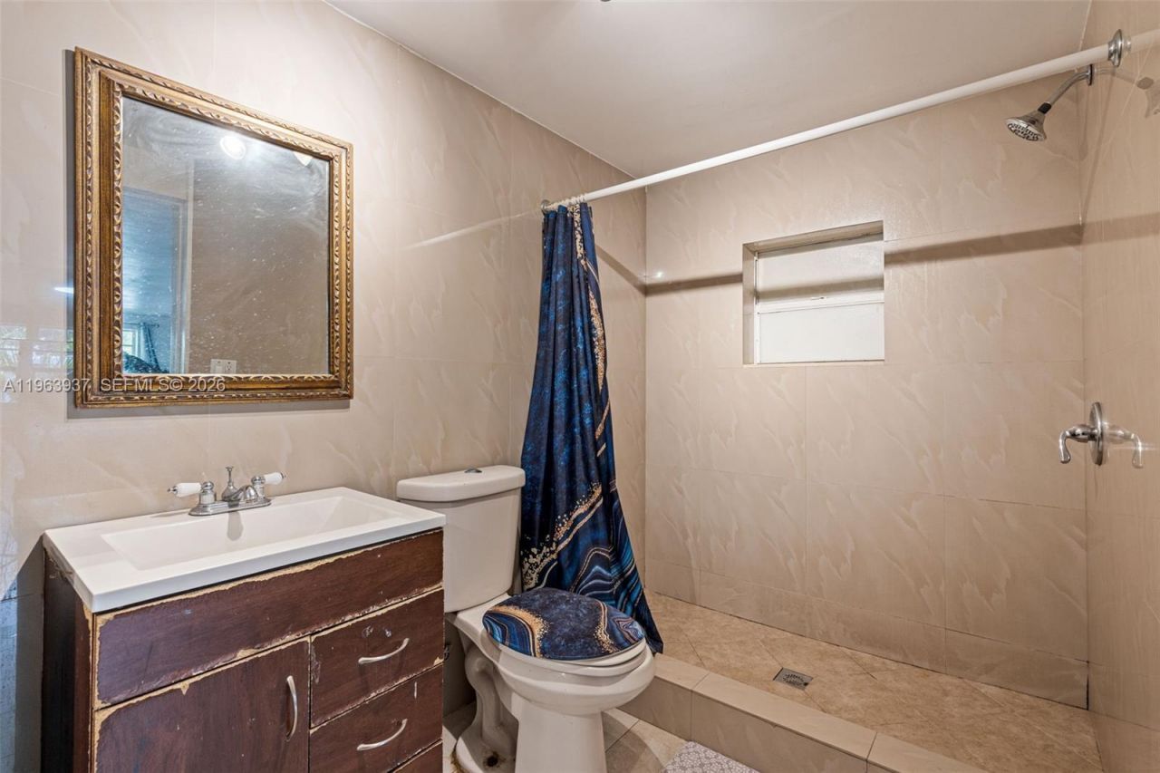 6233 Rodman St , Hollywood, FL 33023 Photo