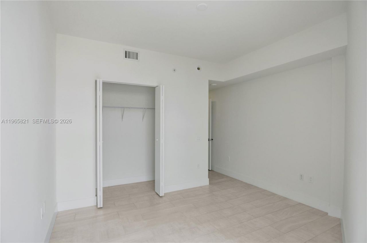 2000 Metropica Way , Unit 2110, Sunrise, FL 33323 Photo