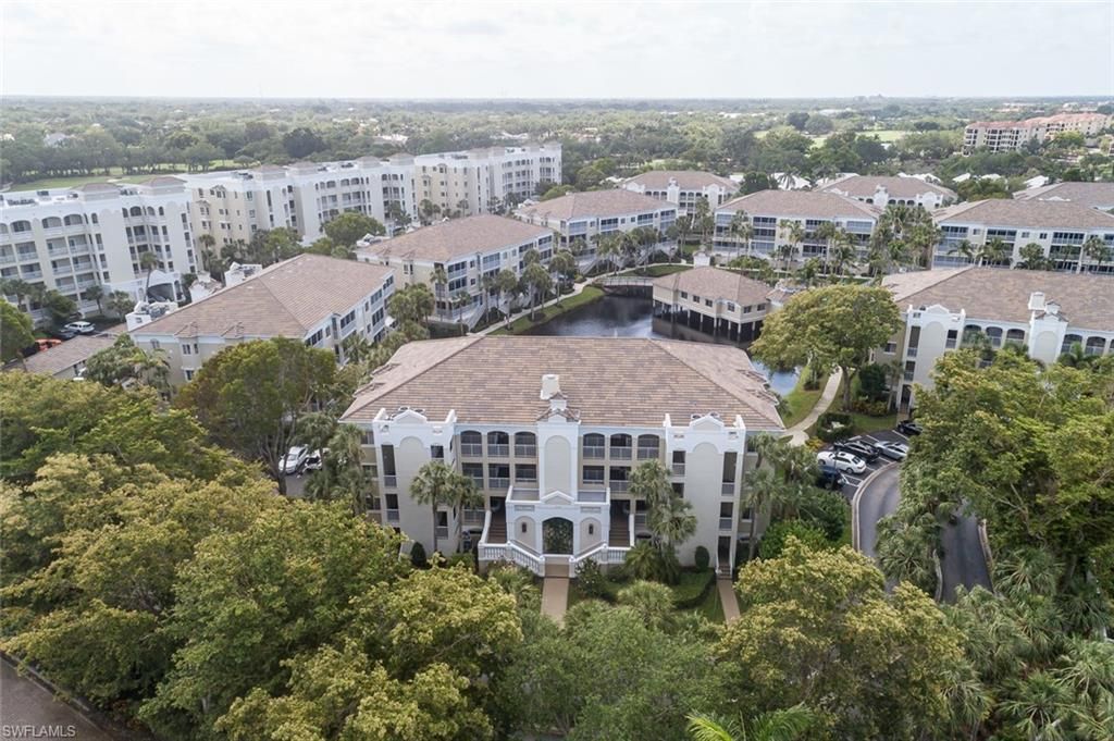 7638 Pebble Creek Cir, Unit 204, Naples, FL 34108 Photo