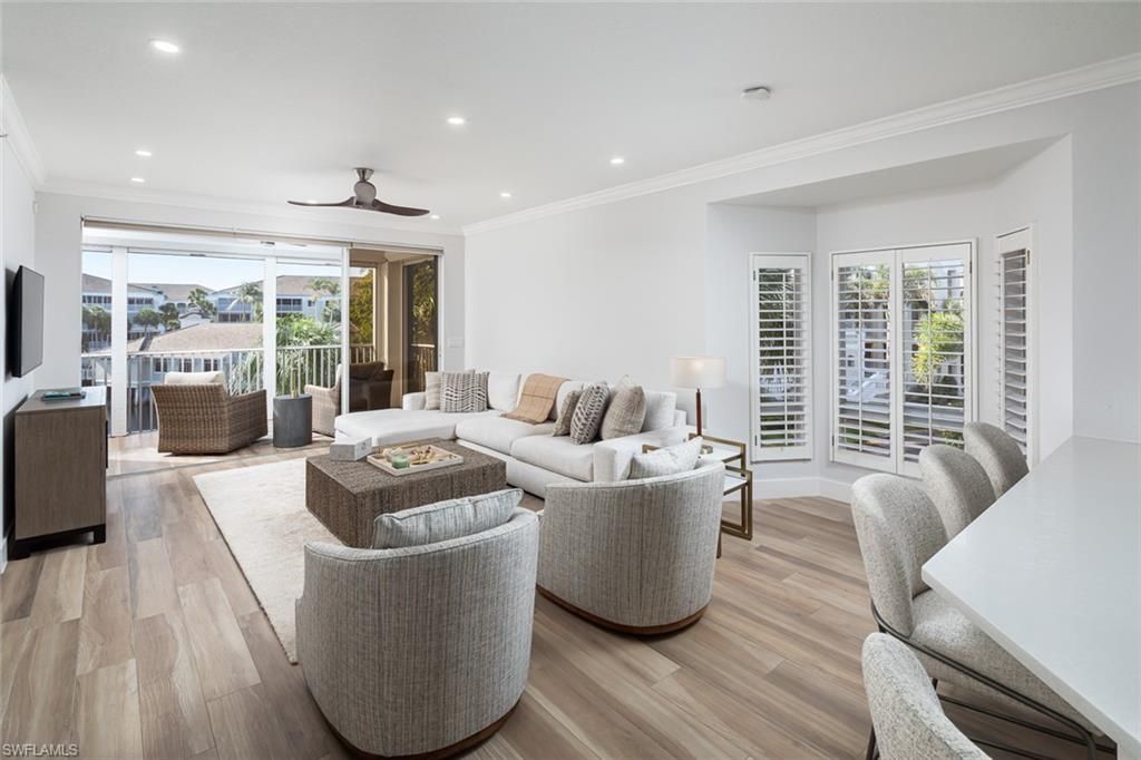 7638 Pebble Creek Cir, Unit 204, Naples, FL 34108 Photo