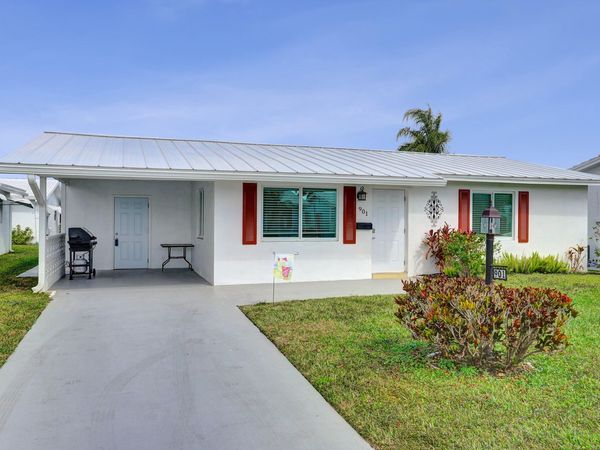 901 SW 6th Avenue, Boynton Beach, FL 33426