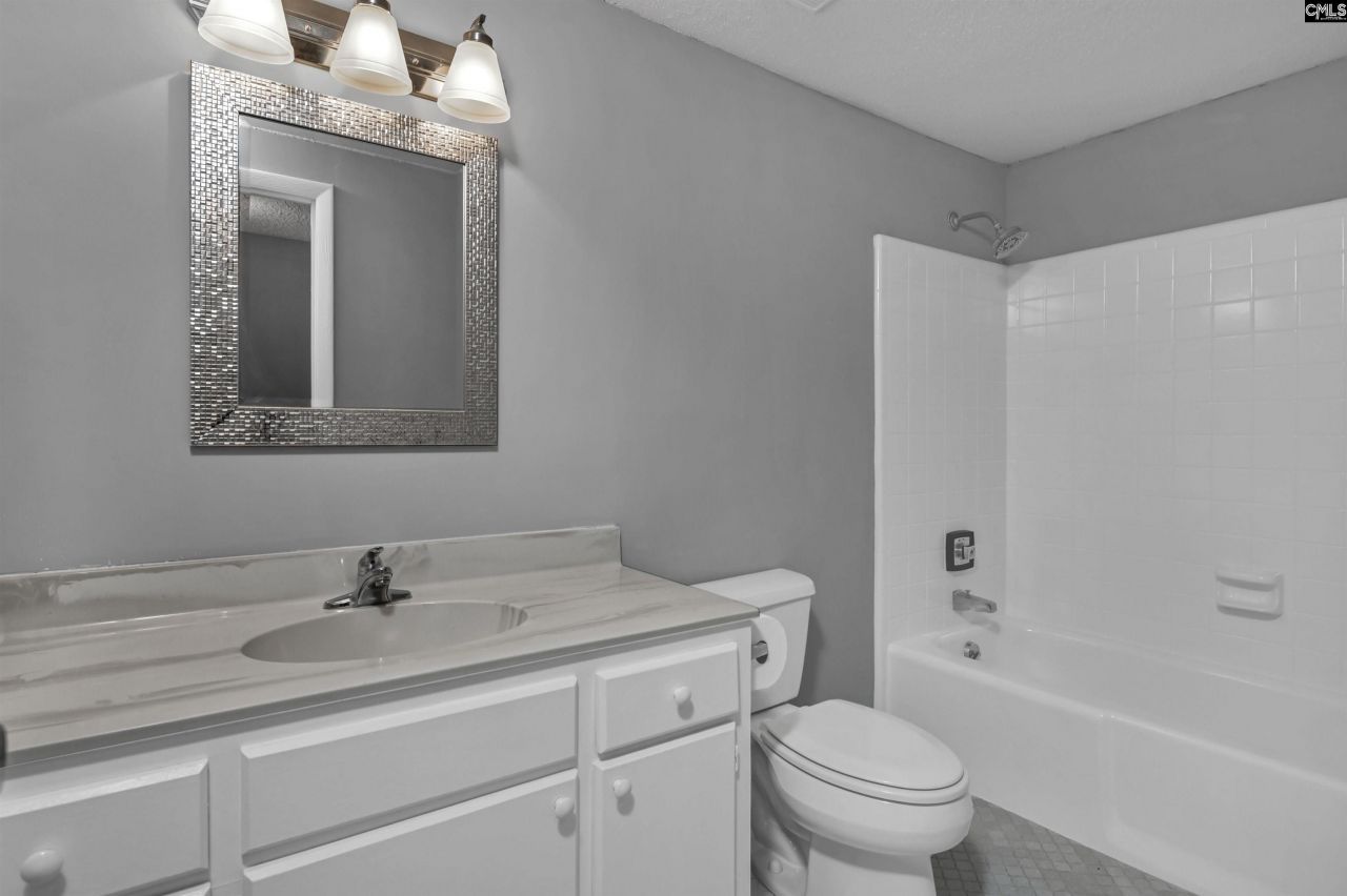 103 Leeward Road Photo 33