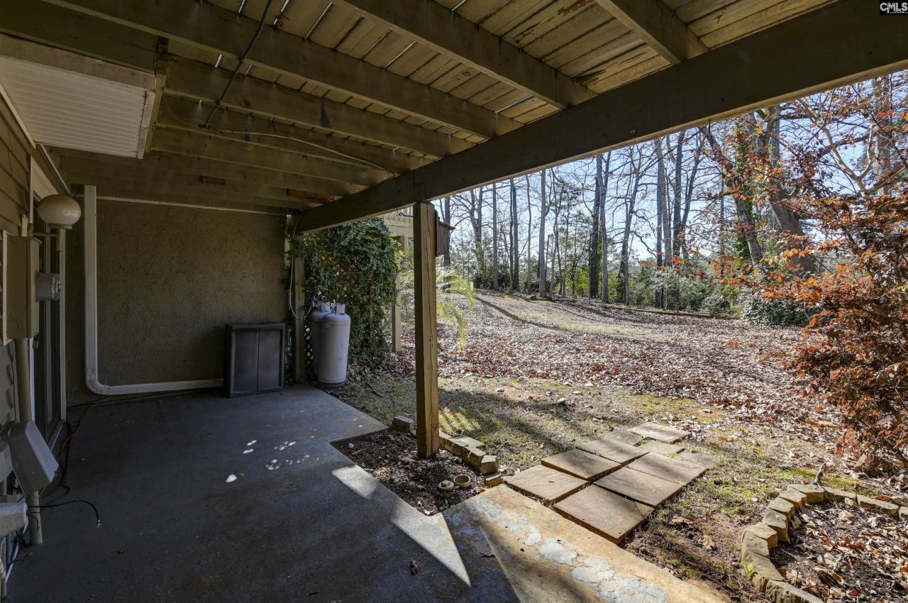 103 Leeward Road Photo 35