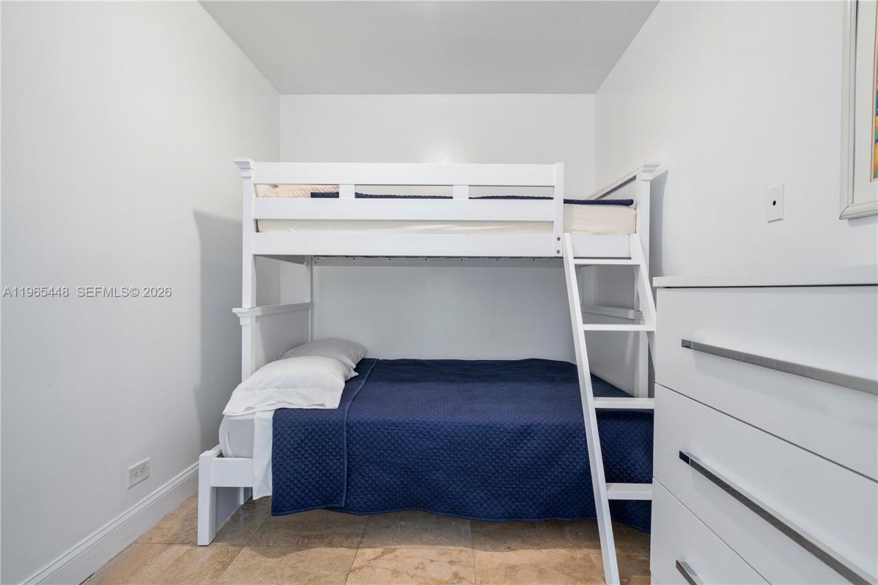 5601 Collins Ave, Unit 423, Miami Beach, FL 33140 Photo