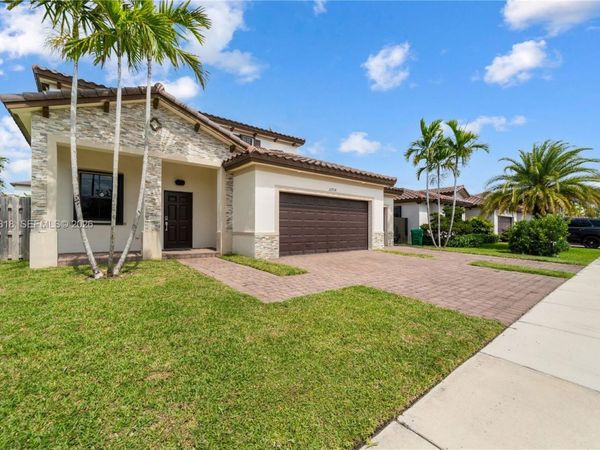 22938 SW 128th Pl, Miami, FL 33170