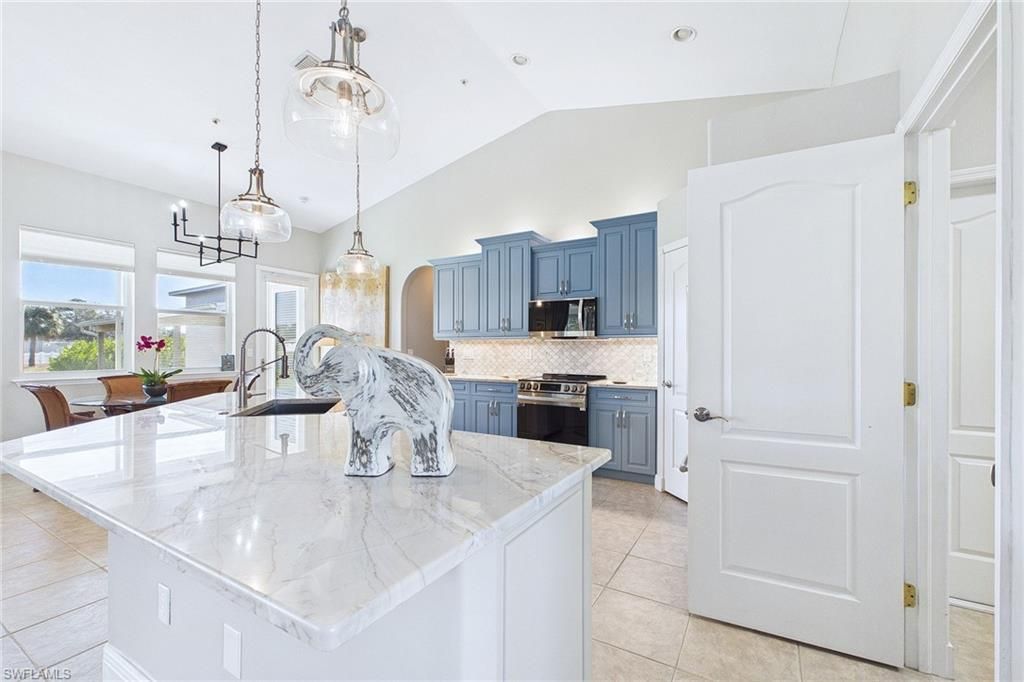 18220 Riverchase Ct , Alva, FL 33920 Photo