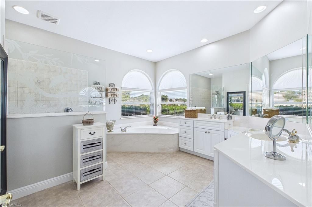 18220 Riverchase Ct , Alva, FL 33920 Photo